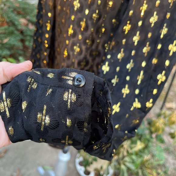 DIANE von FURSTENBERG Black Sheer Blouse, Gold Metallic Detail, 12, EUC - Picture 6 of 12